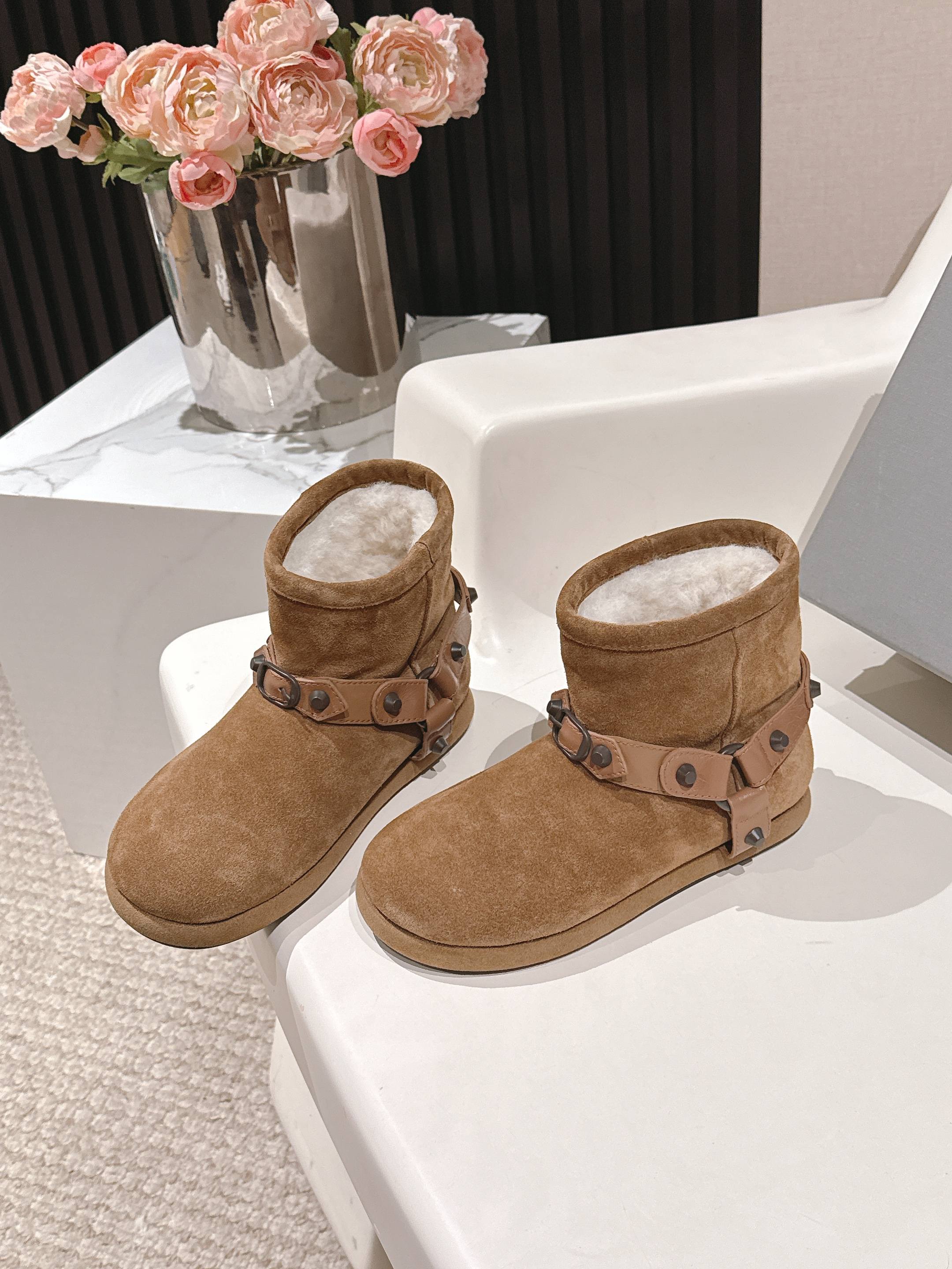 Balenciaga Alaska soft boots brown suede 467185