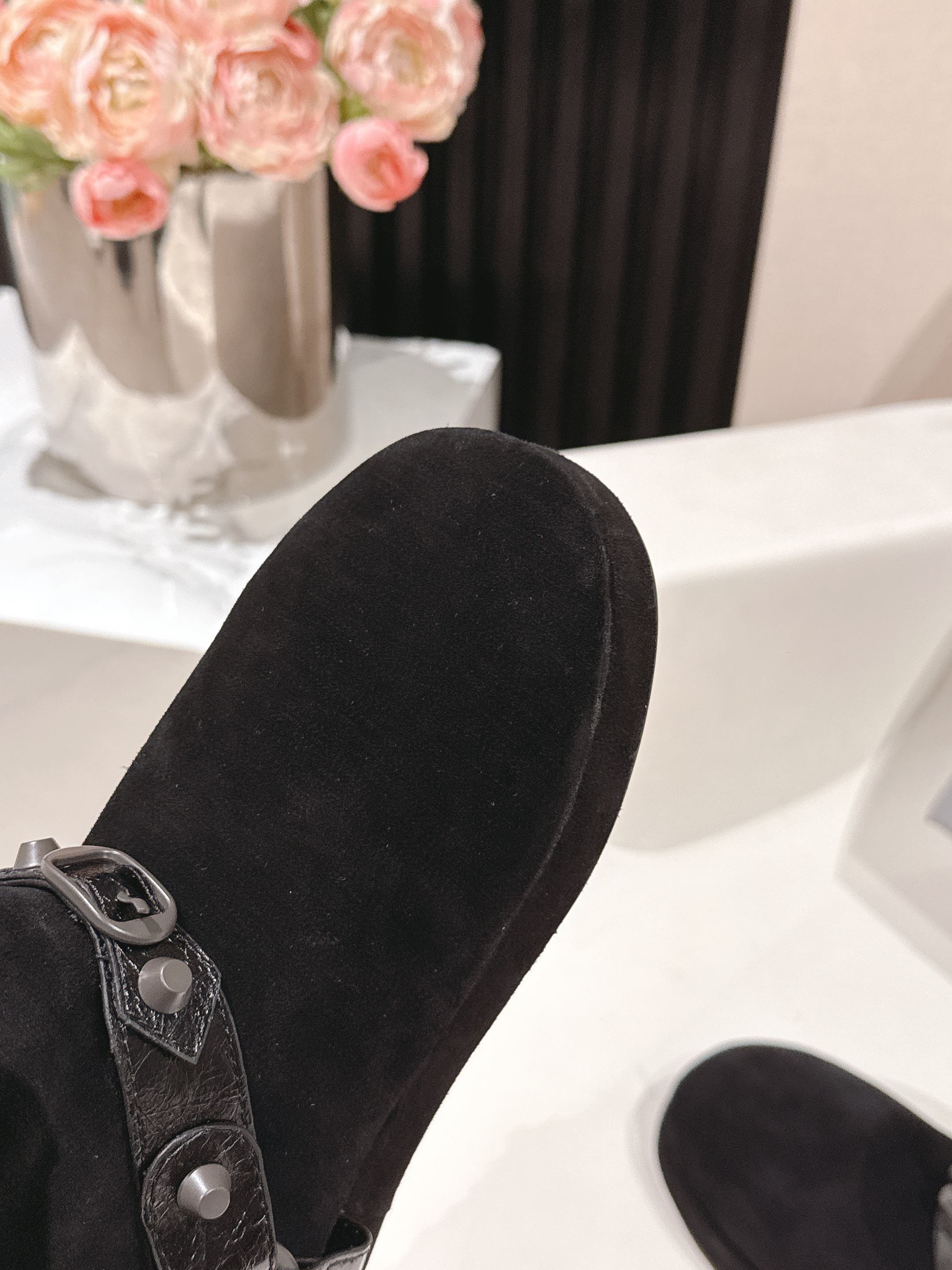 Balenciaga Alaska soft boots black suede 467186