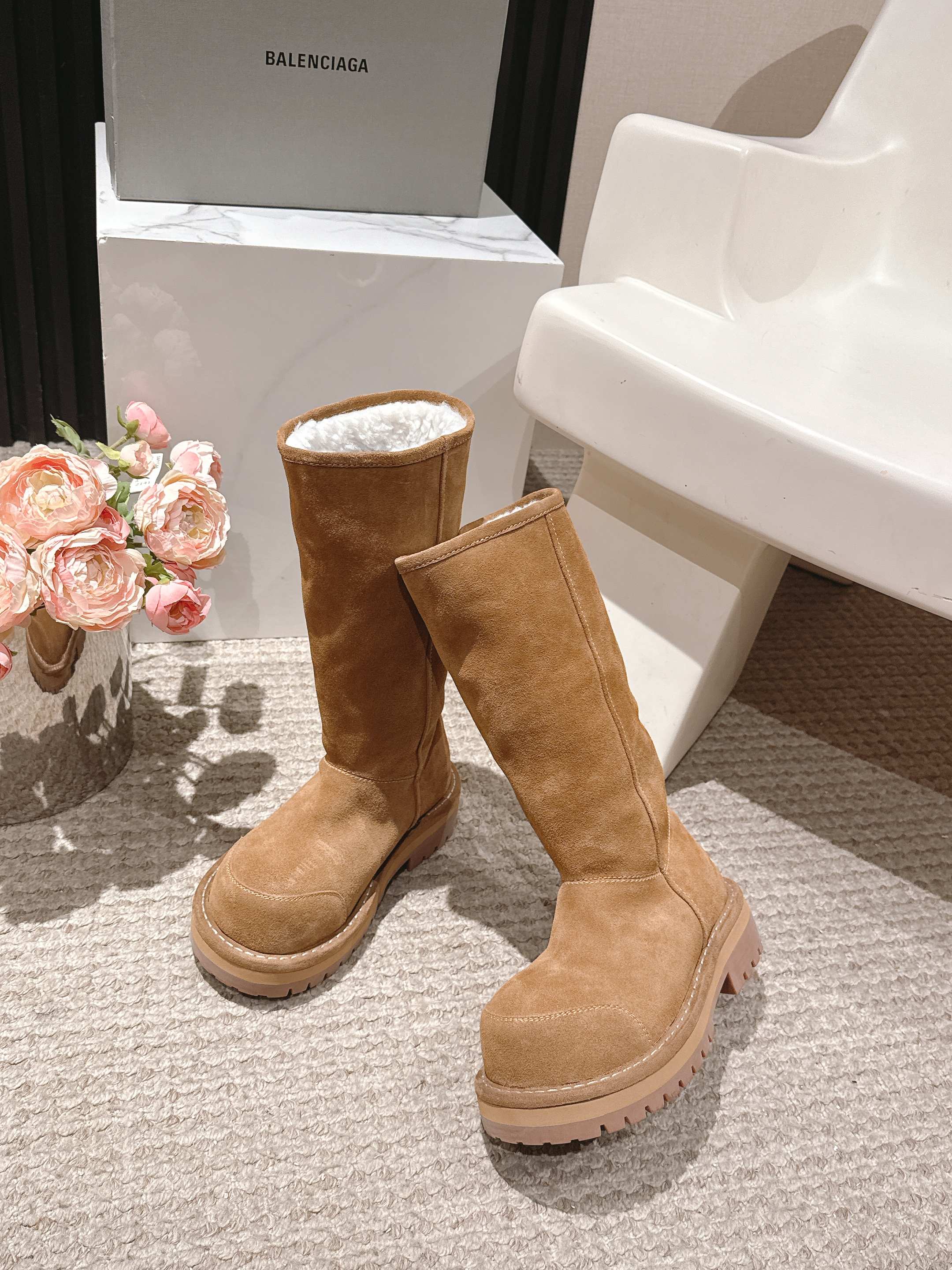 Balenciaga 25s snow boots brown suede wool 467187