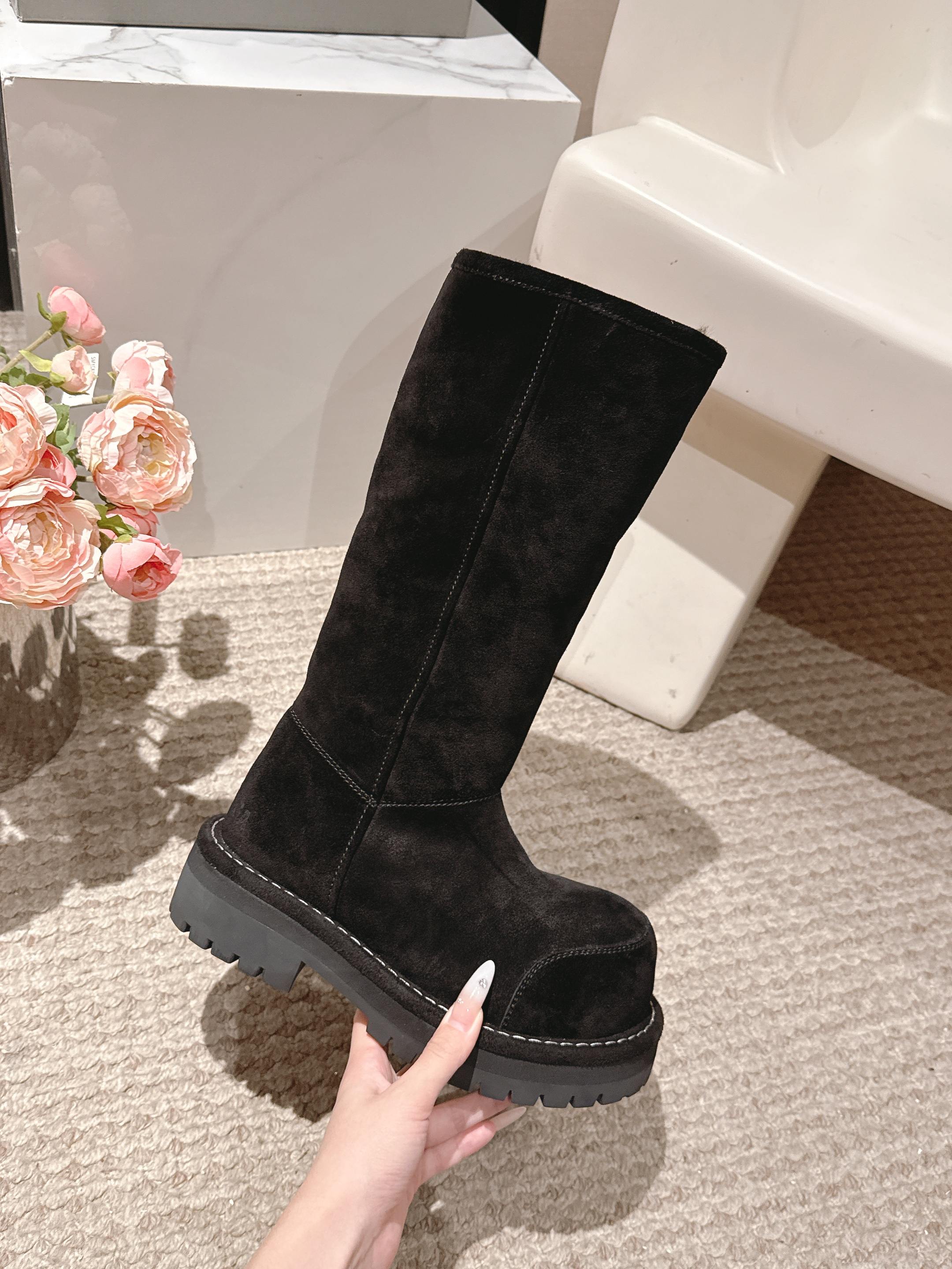 Balenciaga 25s snow boots black suede wool 467188