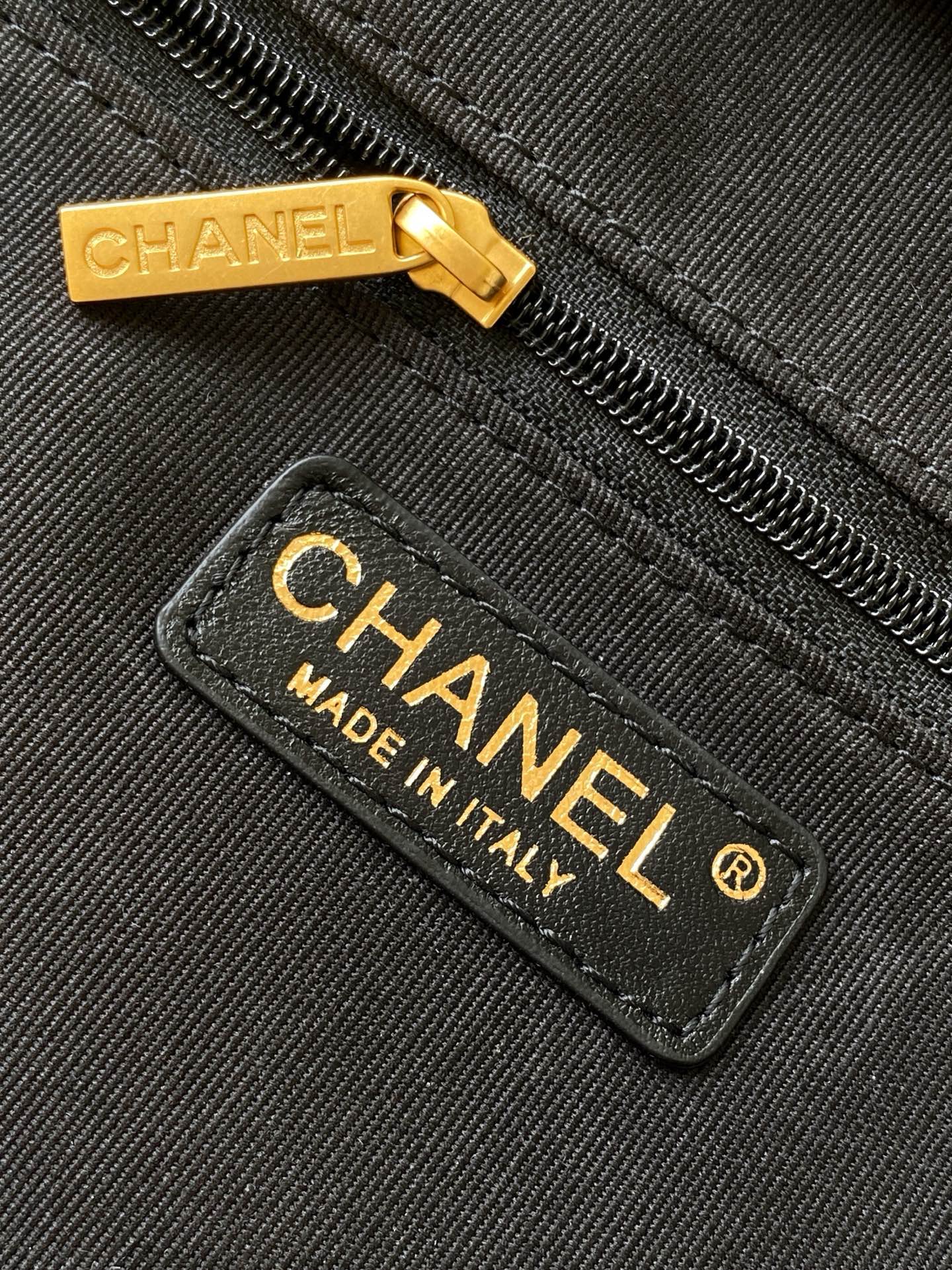 Chanel 25K Bowling Bag Black Gold Sheepskin 294981