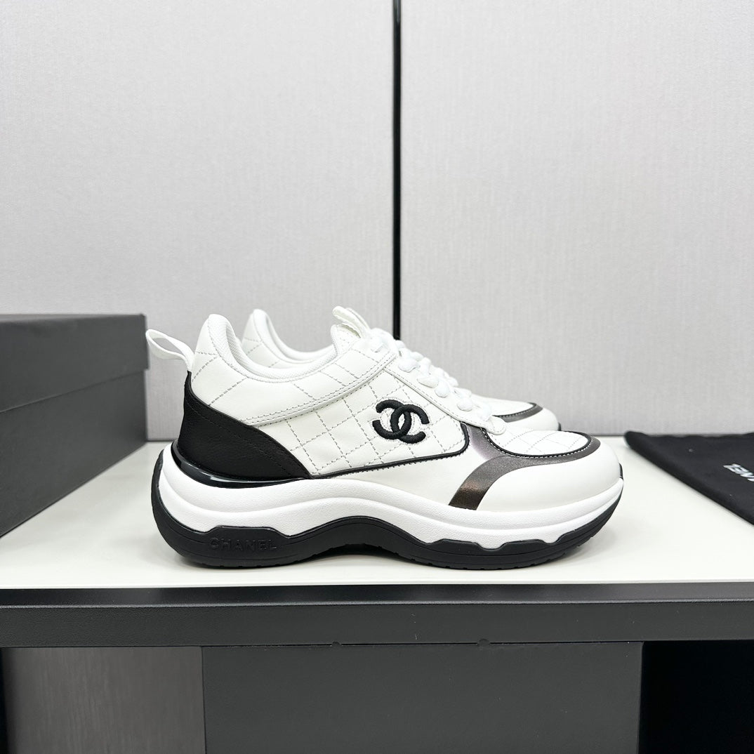 CC SNEAKER IN WHITE MIX BLACK EMBROIDERED LAMBSKIN