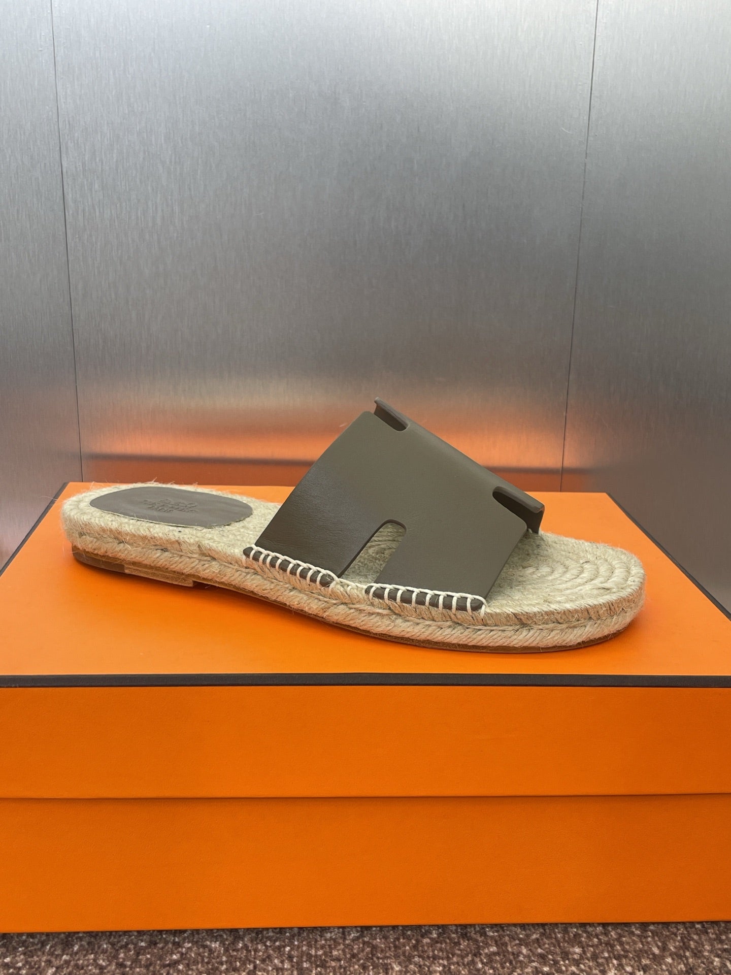 HM 25 Antigua Espadrilles Etoupe Calfskin