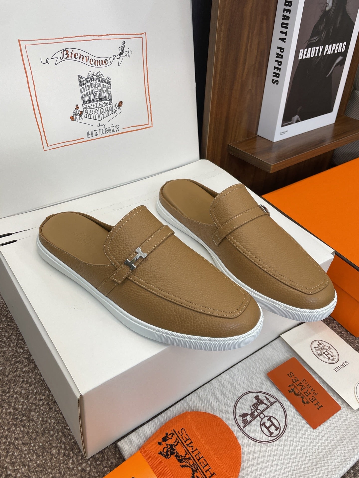 HM OZ Mule Brown Calfskin 372937