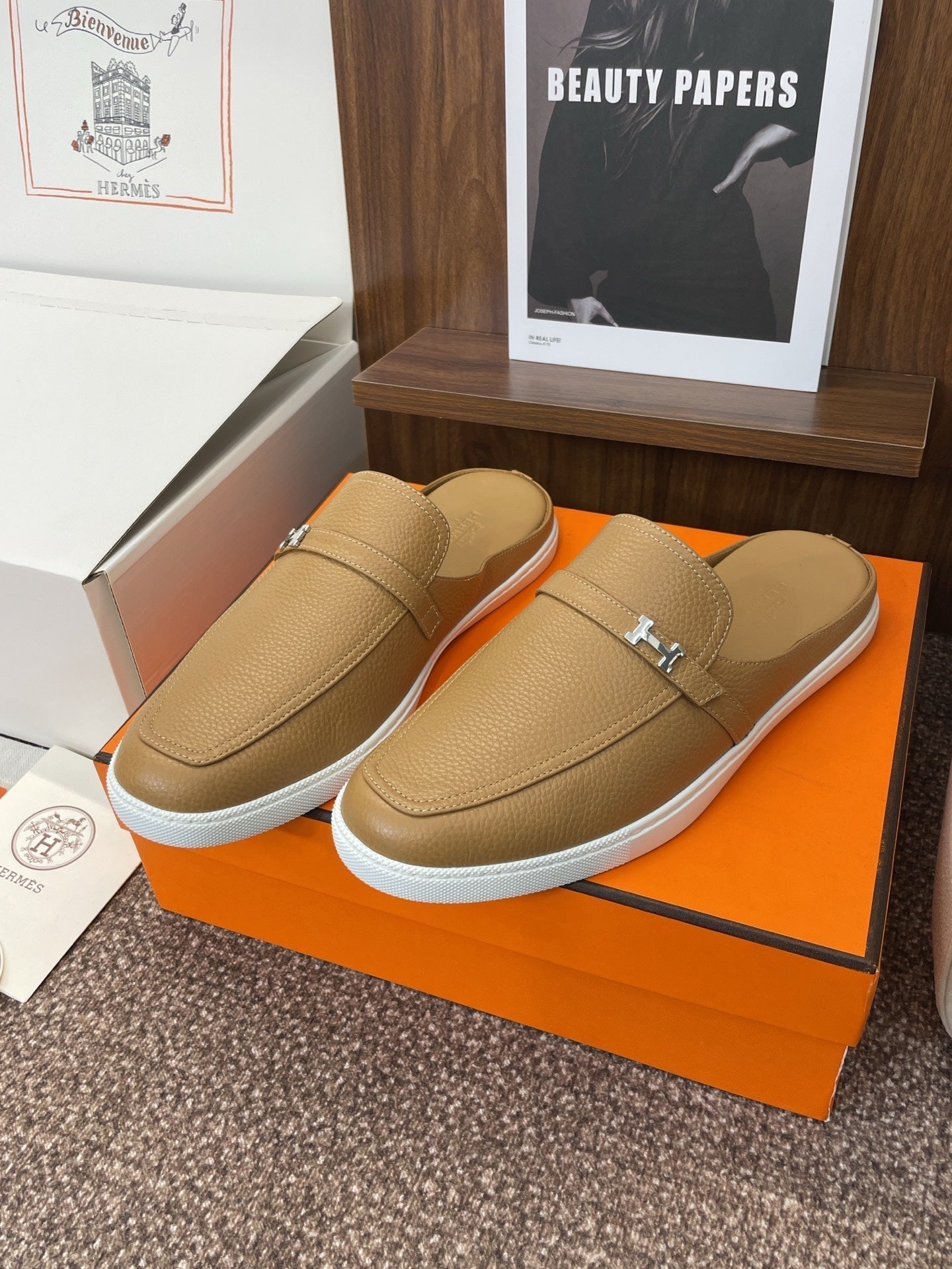 HM OZ Mule Brown Calfskin 372937