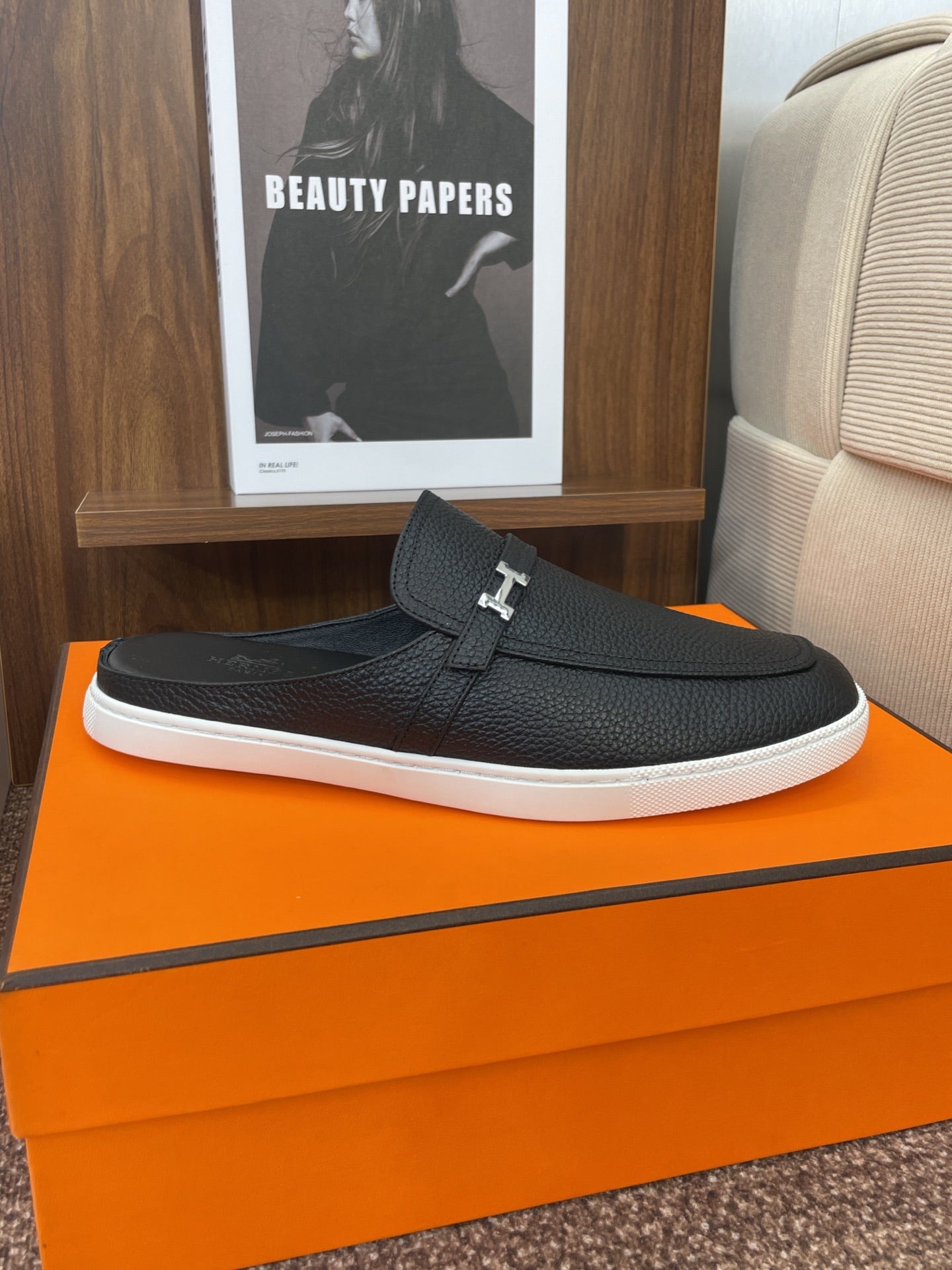 HM OZ Mule Black Calfskin 372938