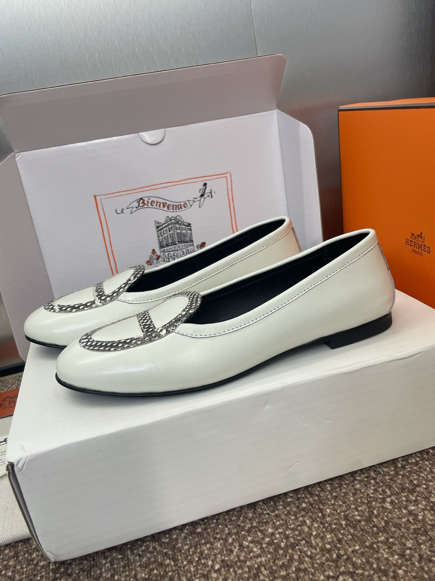 HM 25 Julia Loafer White Calfskin 372945