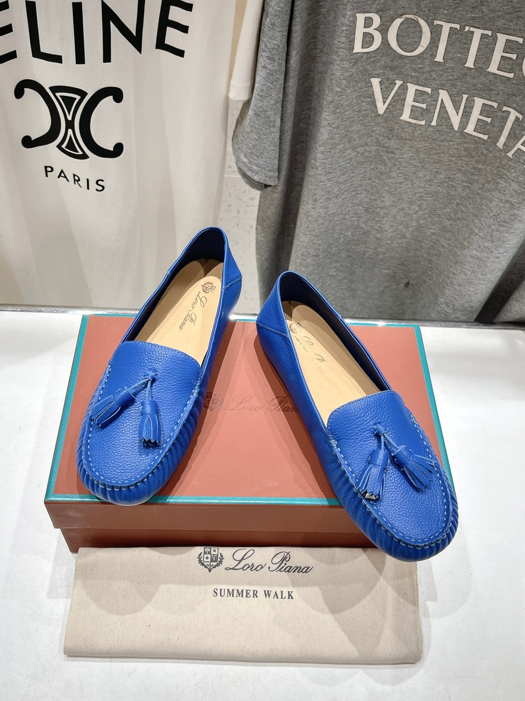 dot sole walk mocassin blue calfskin