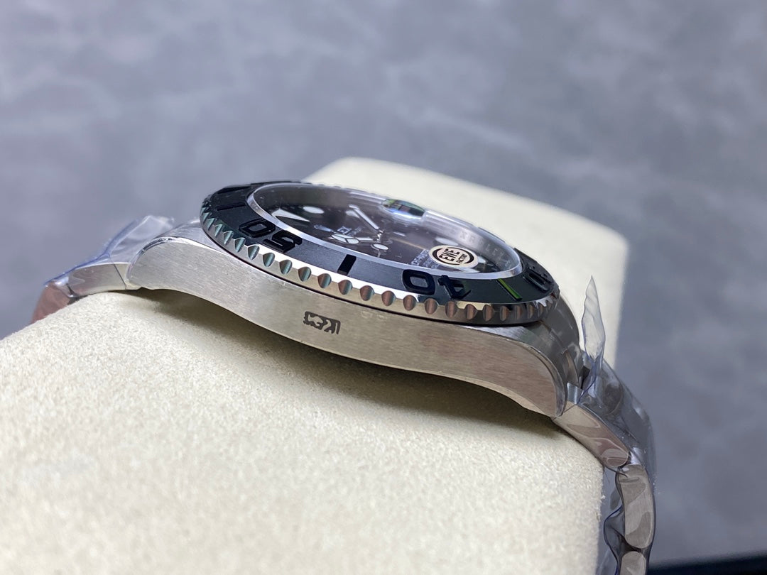 Rolex Yacht-Master 42mm Silver Black