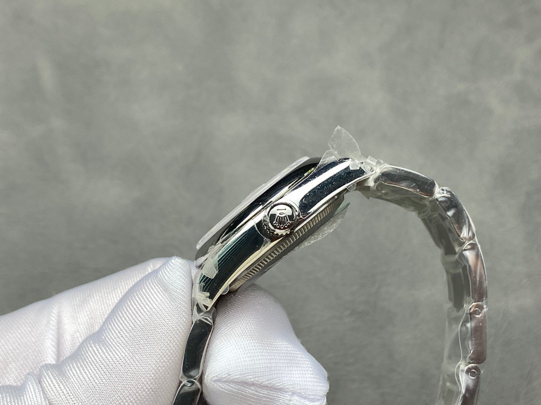 Rolex Datejust 31mm Silver Mop Dial