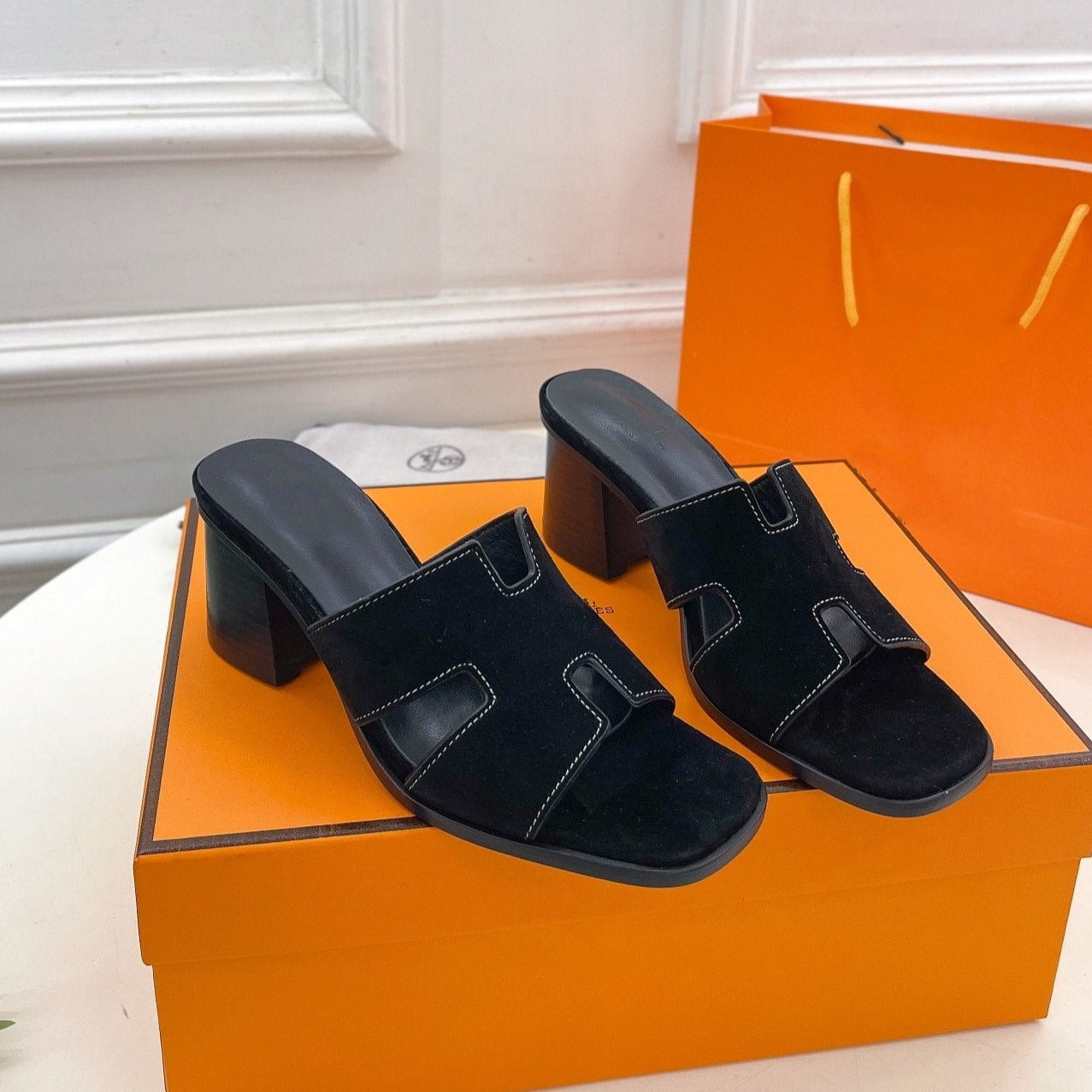 HELIA 60 SANDAL BLACK SUEDE