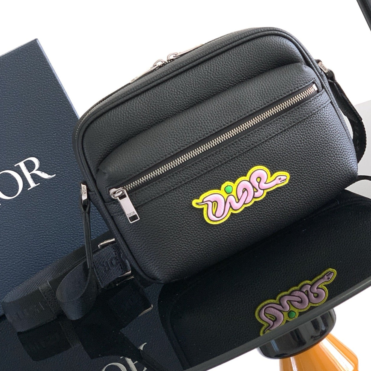 Dior Rider 2.0 Zippered Messenger Bag Black Cowhide 336233