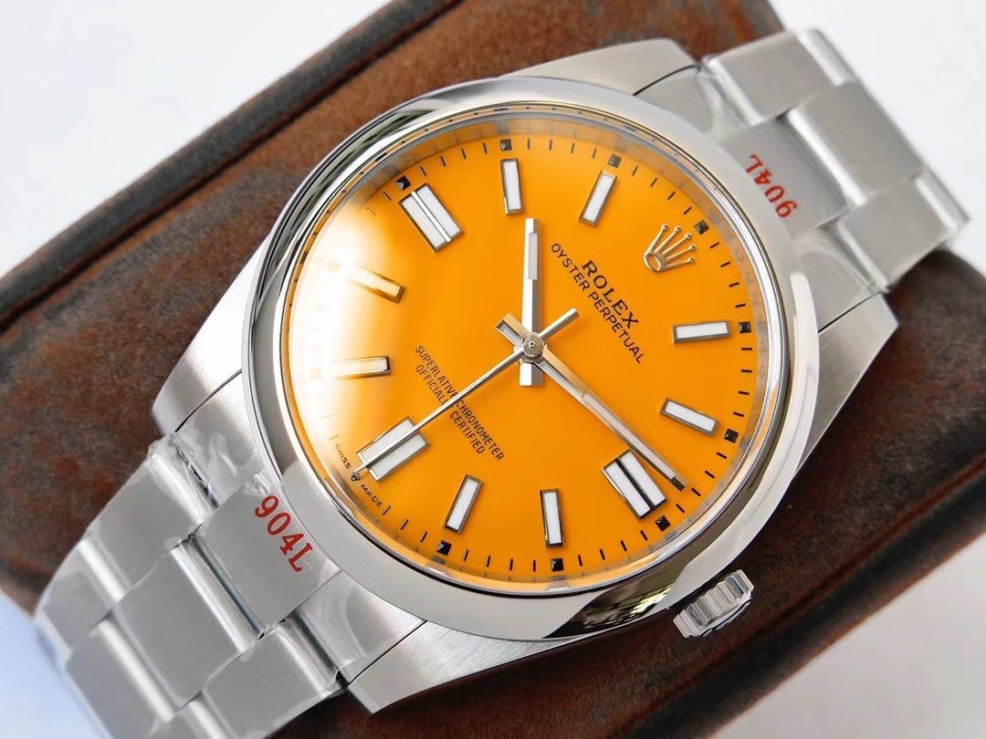 OYSTER PERPETUAL 41 STAINLESS STEEL YELLOW DIAL