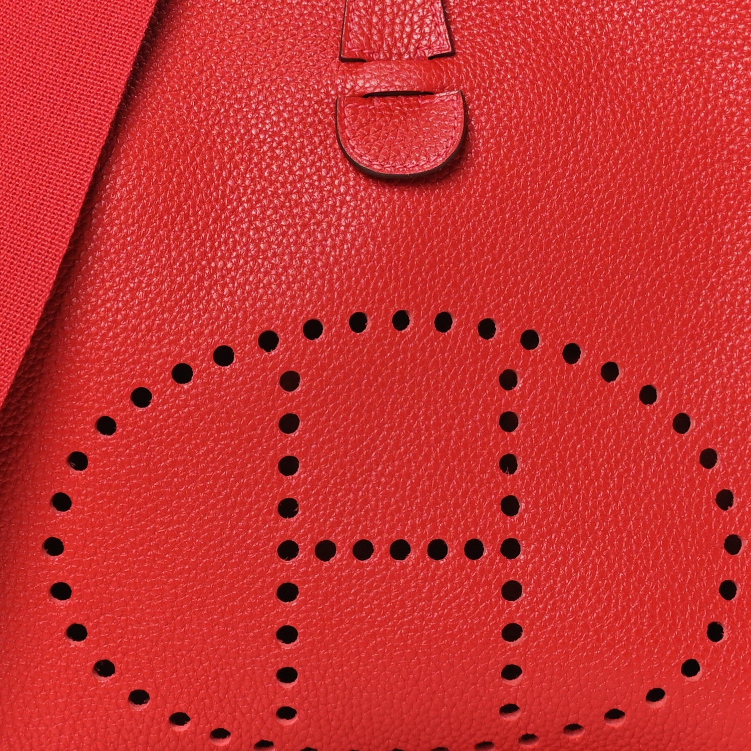 Taurillon Clemence Evelyne III GM Rouge Casaque