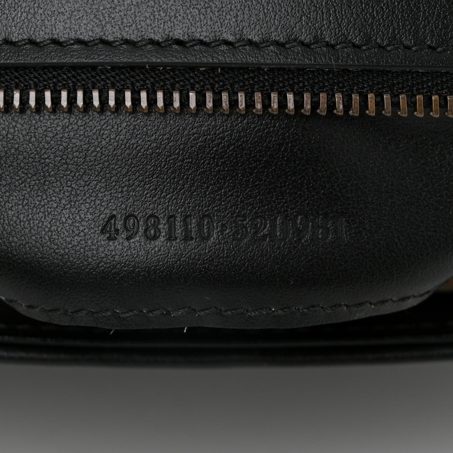 Calfskin Matelasse Small GG Marmont Top Handle Shoulder Bag Black