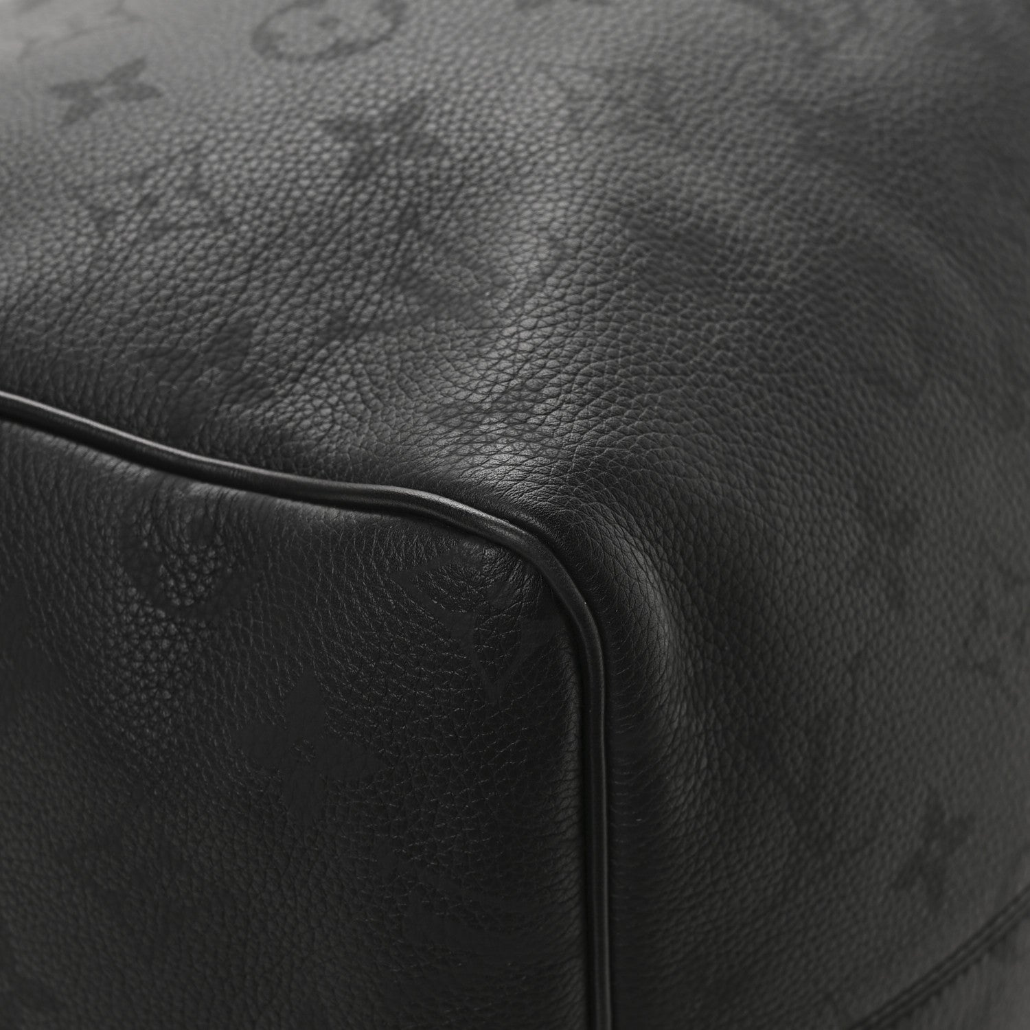 Calfskin Monogram Speedy P9 Bandouliere 40 Ultra Black