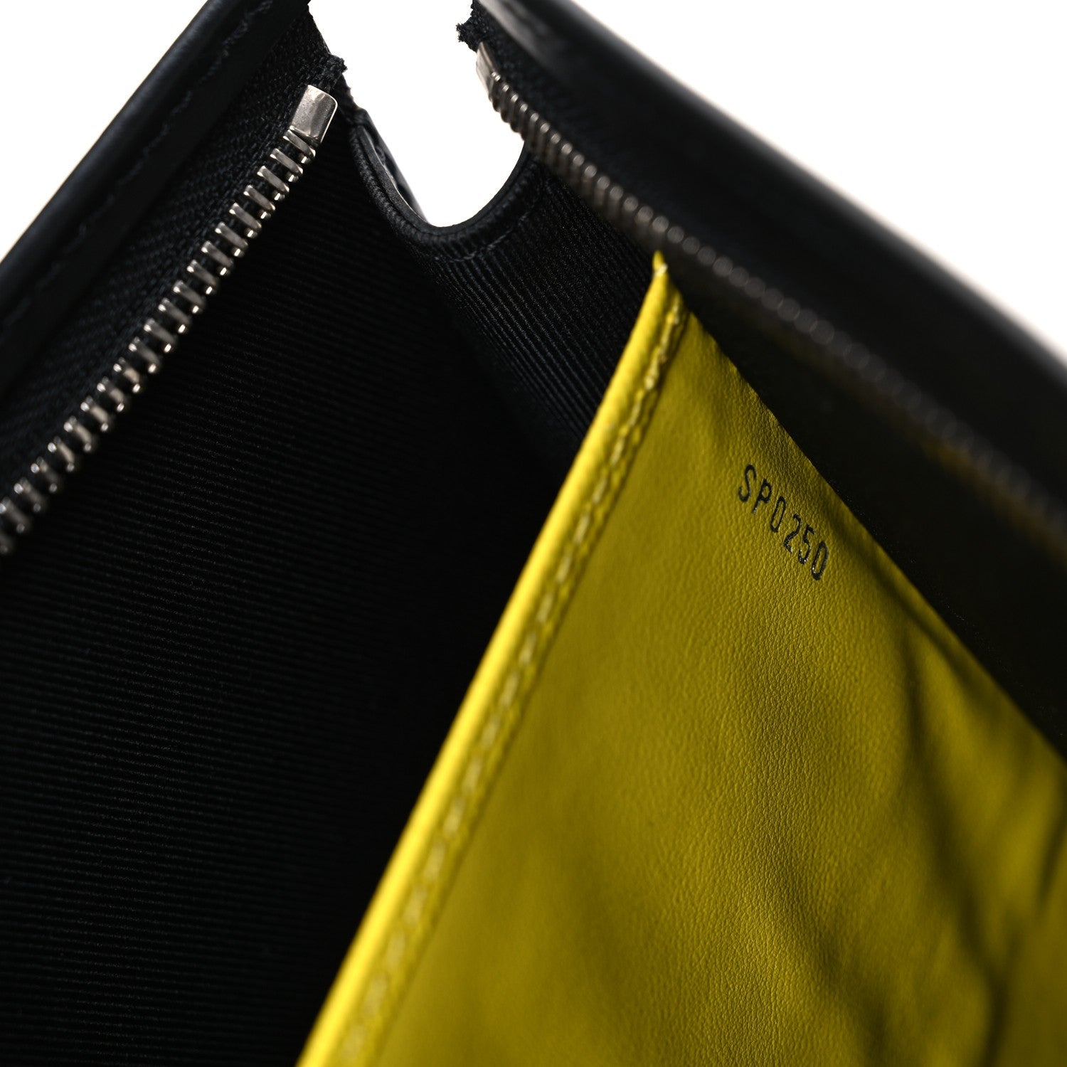 Damier Graphite Pochette Voyage MM Yellow