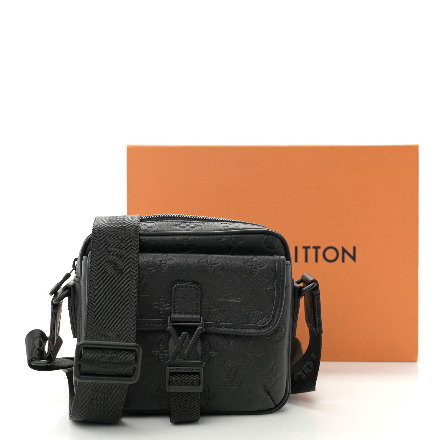 Calfskin Monogram Shadow Getaway Messenger Black