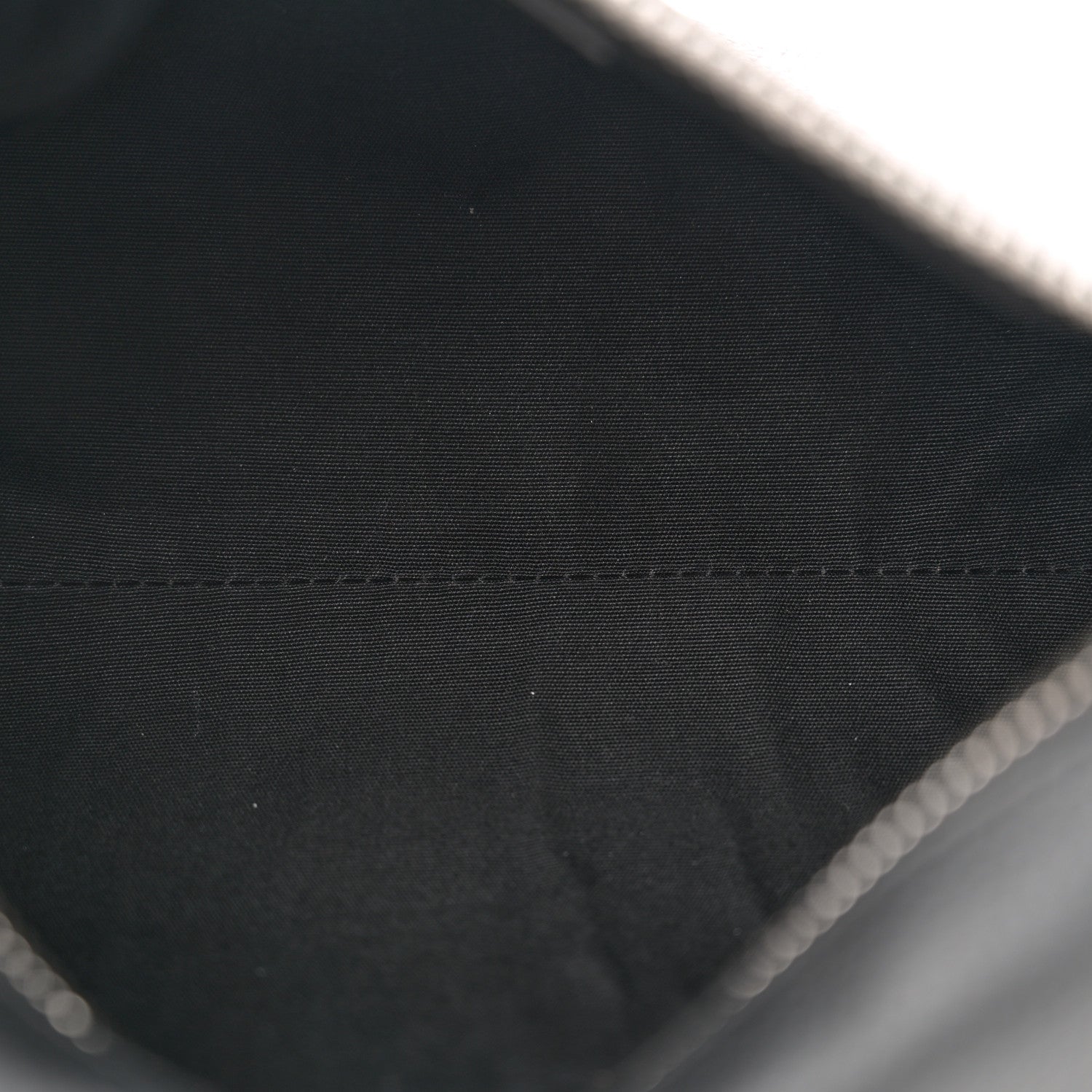 HOMME Grained Calfskin Mens Roller Pouch Black