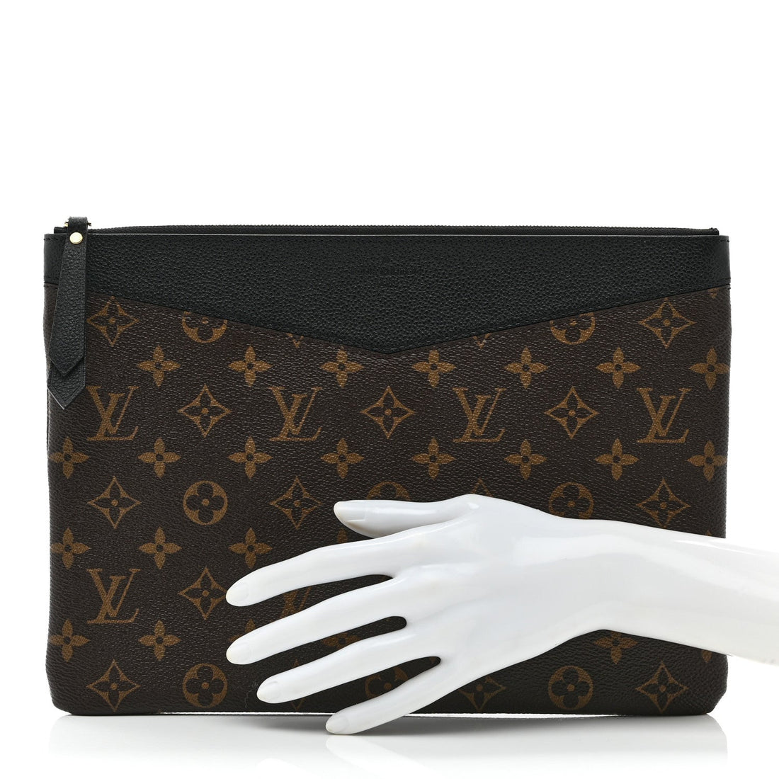 Monogram Daily Pouch Black