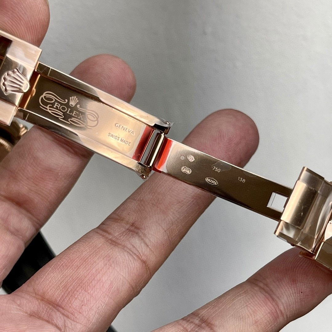 DAYTONA ROSE GOLD CASE CERAMIC BLACK DIAL