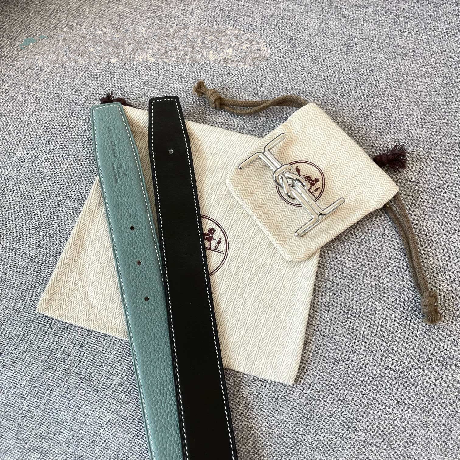 H MARIN REVERSIBLE BELT 32MM SILVER BUCKLE SKY BLUE BLACK LEATHER