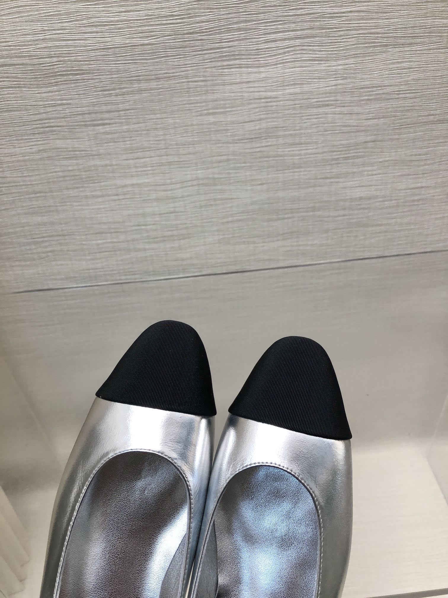 mary janes silver black metalic lambskin grosgrain