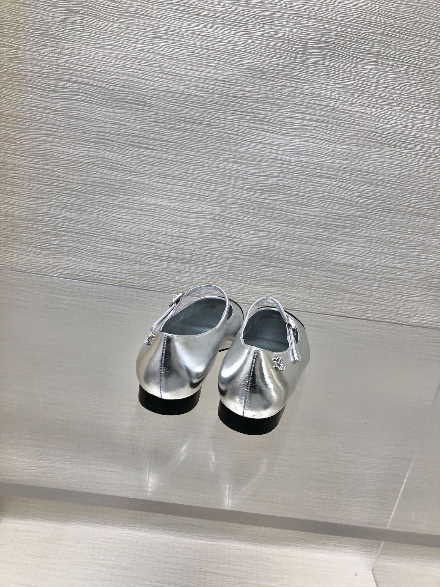 mary janes silver black metalic lambskin grosgrain