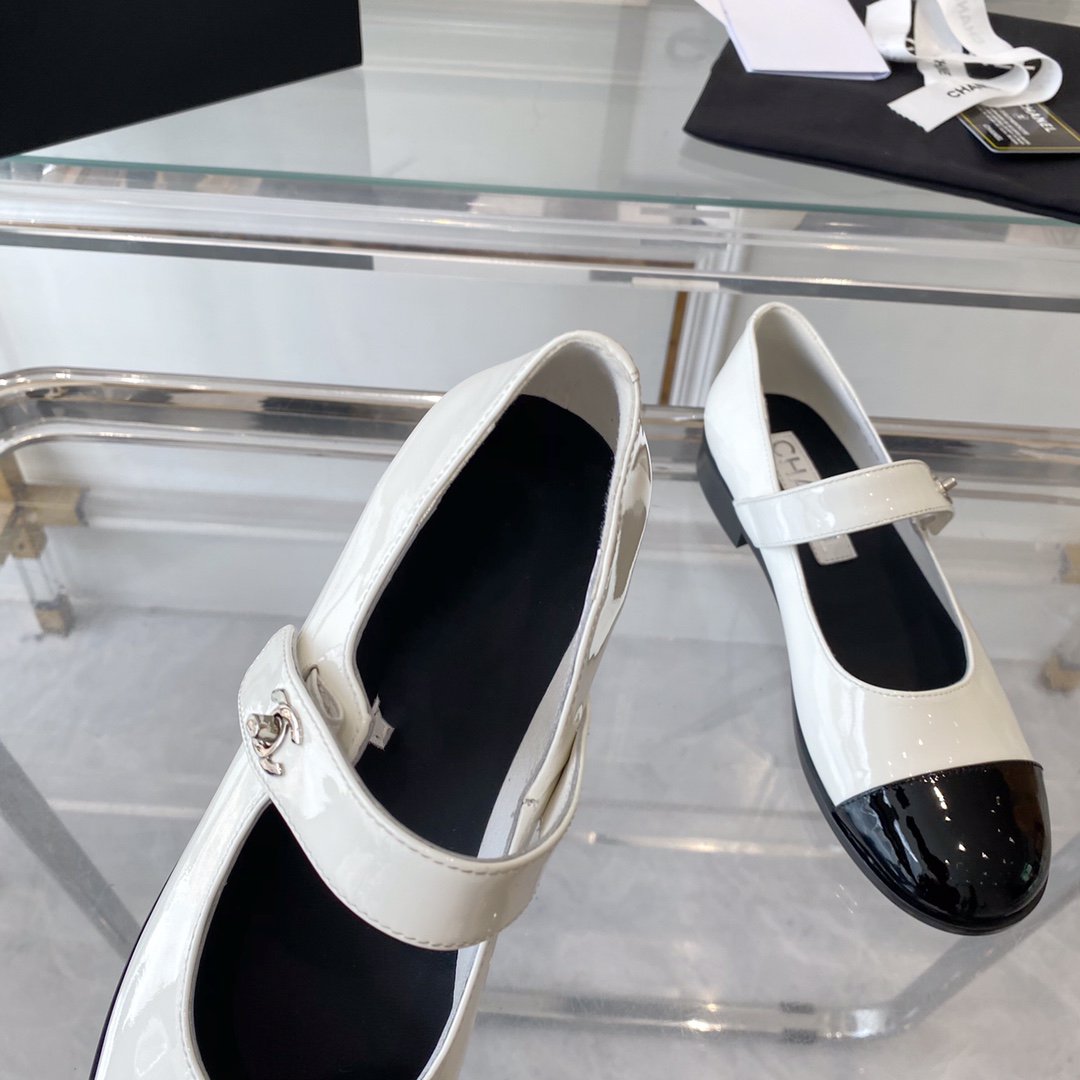 mary janes white black patent calfskin
