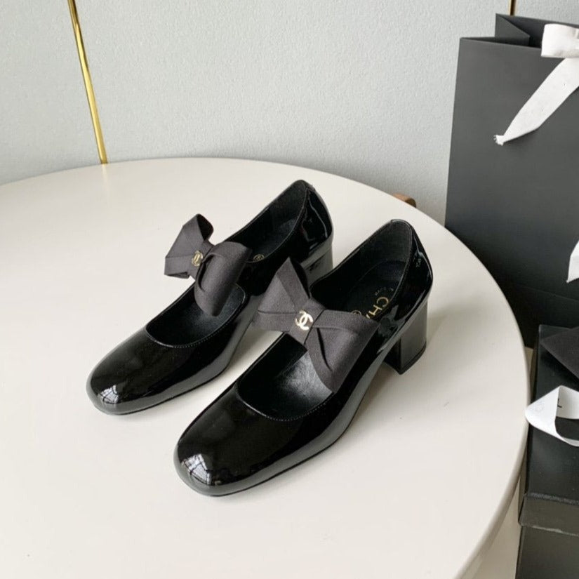 mary janes 60 black patent calfskin bow