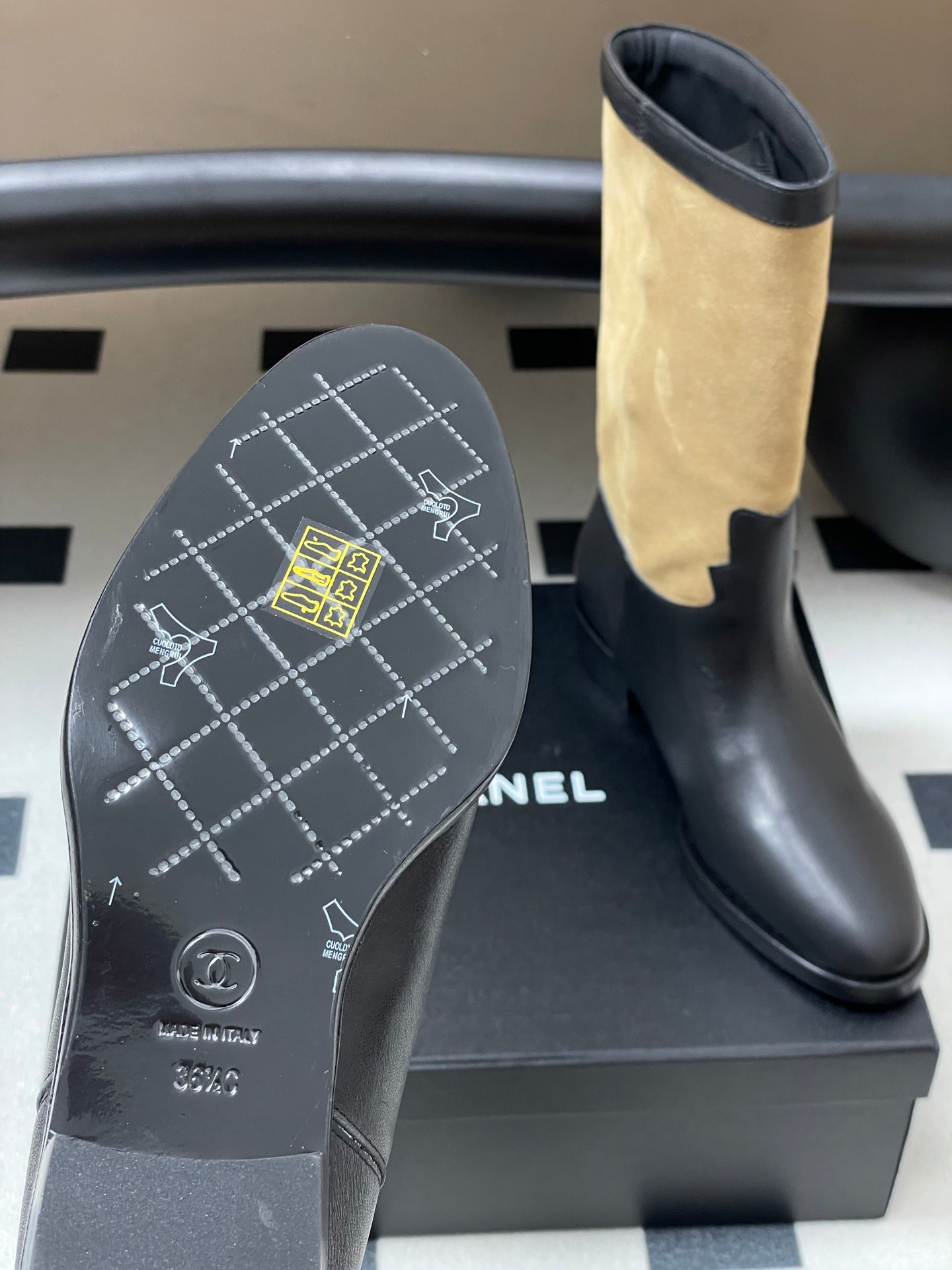 Chanel Boot 25 Beige mix Black Cowhide Suede 175368