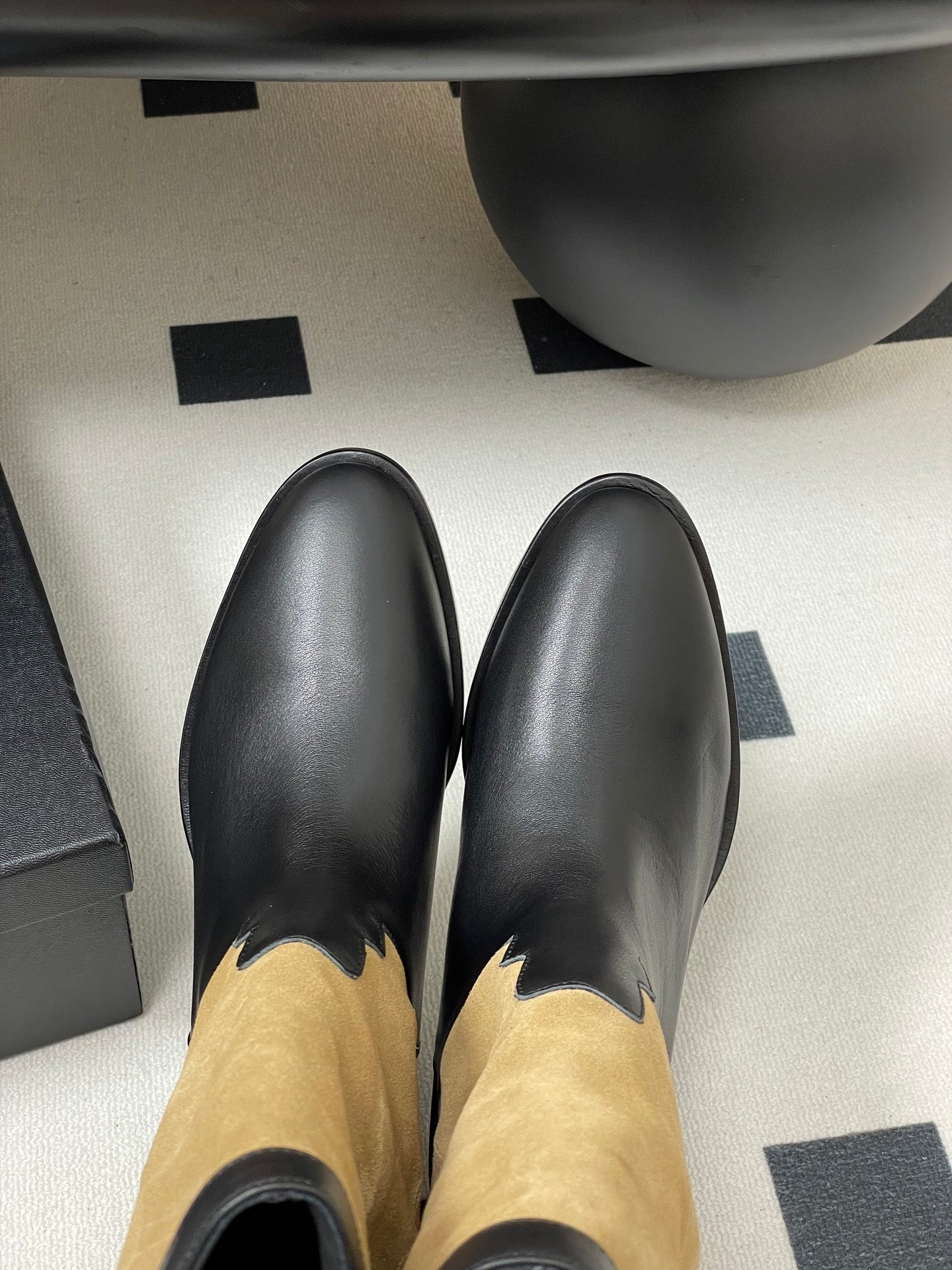 Chanel Boot 25 Beige mix Black Cowhide Suede 175368