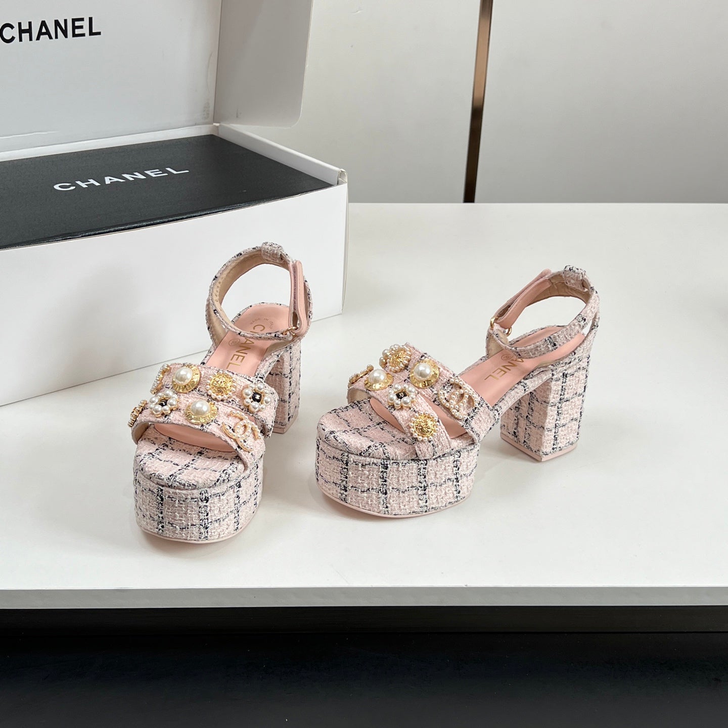 Chanel 25P High-heeled Sandals Pink Tweed Leather 175334