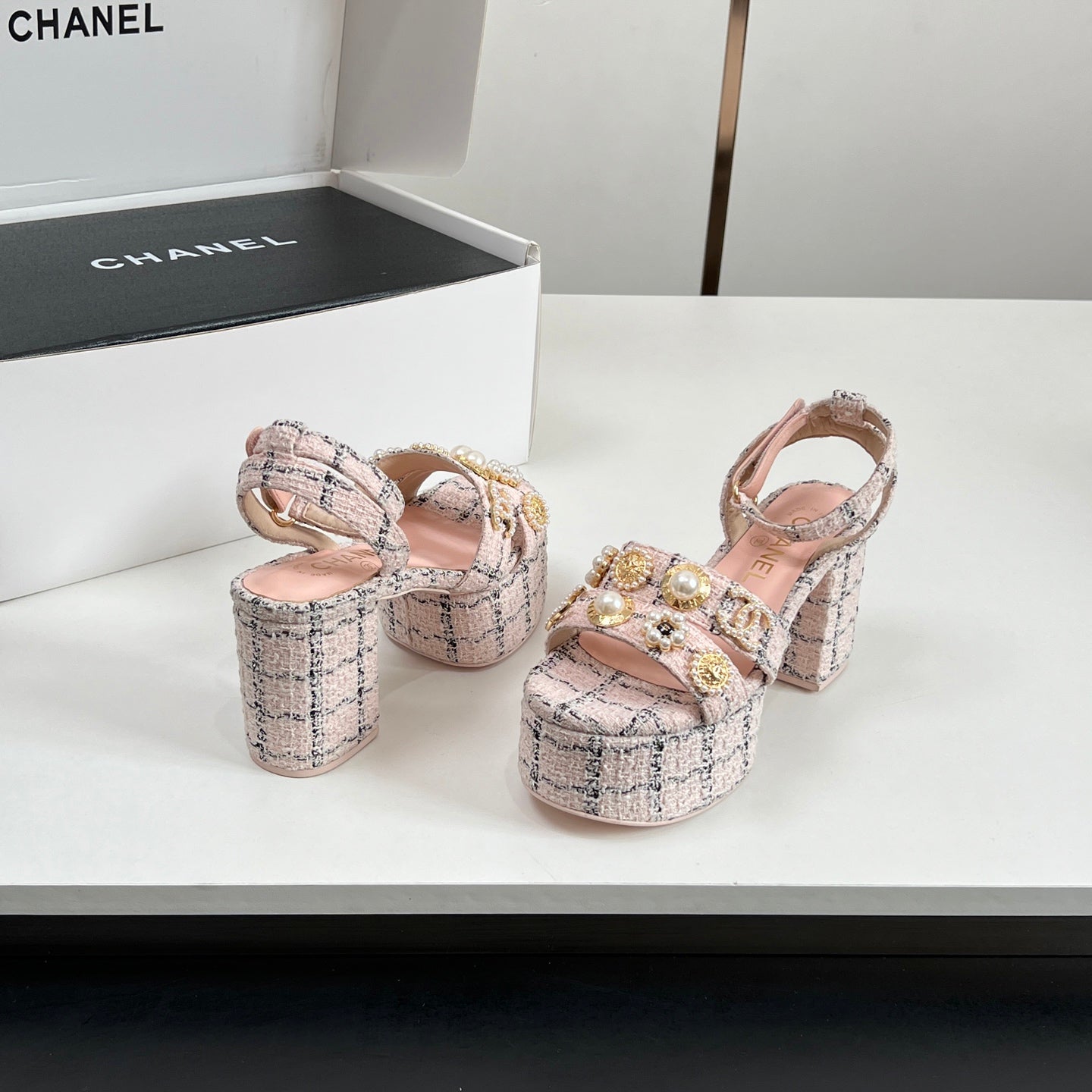 Chanel 25P High-heeled Sandals Pink Tweed Leather 175334