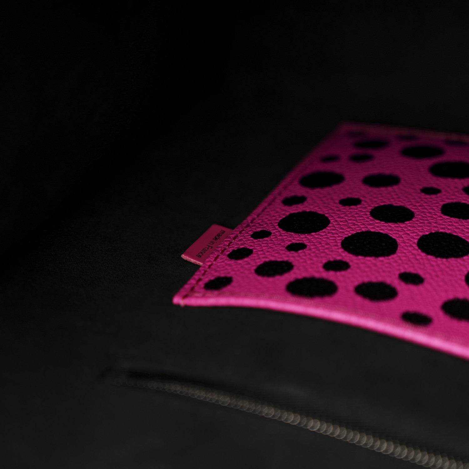 LV X YK Empreinte Monogram Giant Onthego MM Black Fuchsia