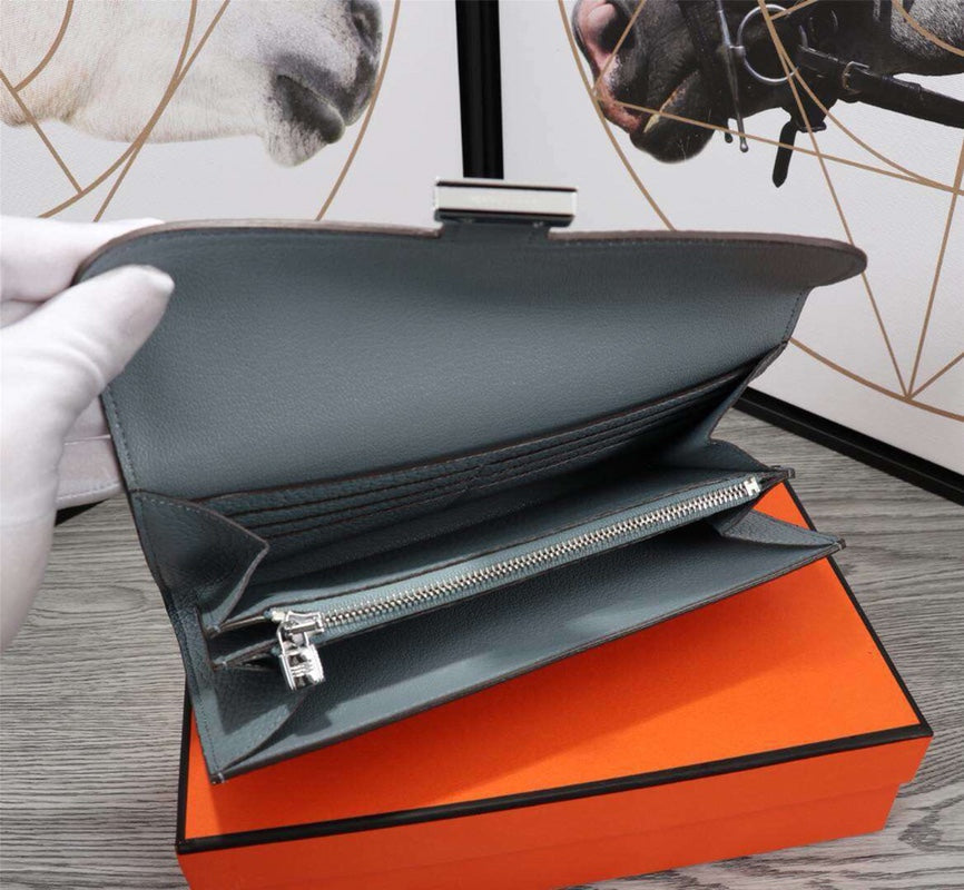 HM CLUTCH CONSTANCE 20.5 ICEBERG CALFSKIN SILVER HARDWARE