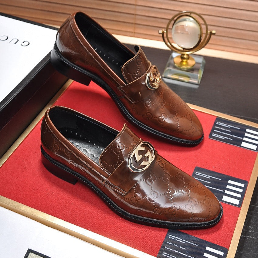 GG Men's Loafer Brown Embossed Cowhide 484786