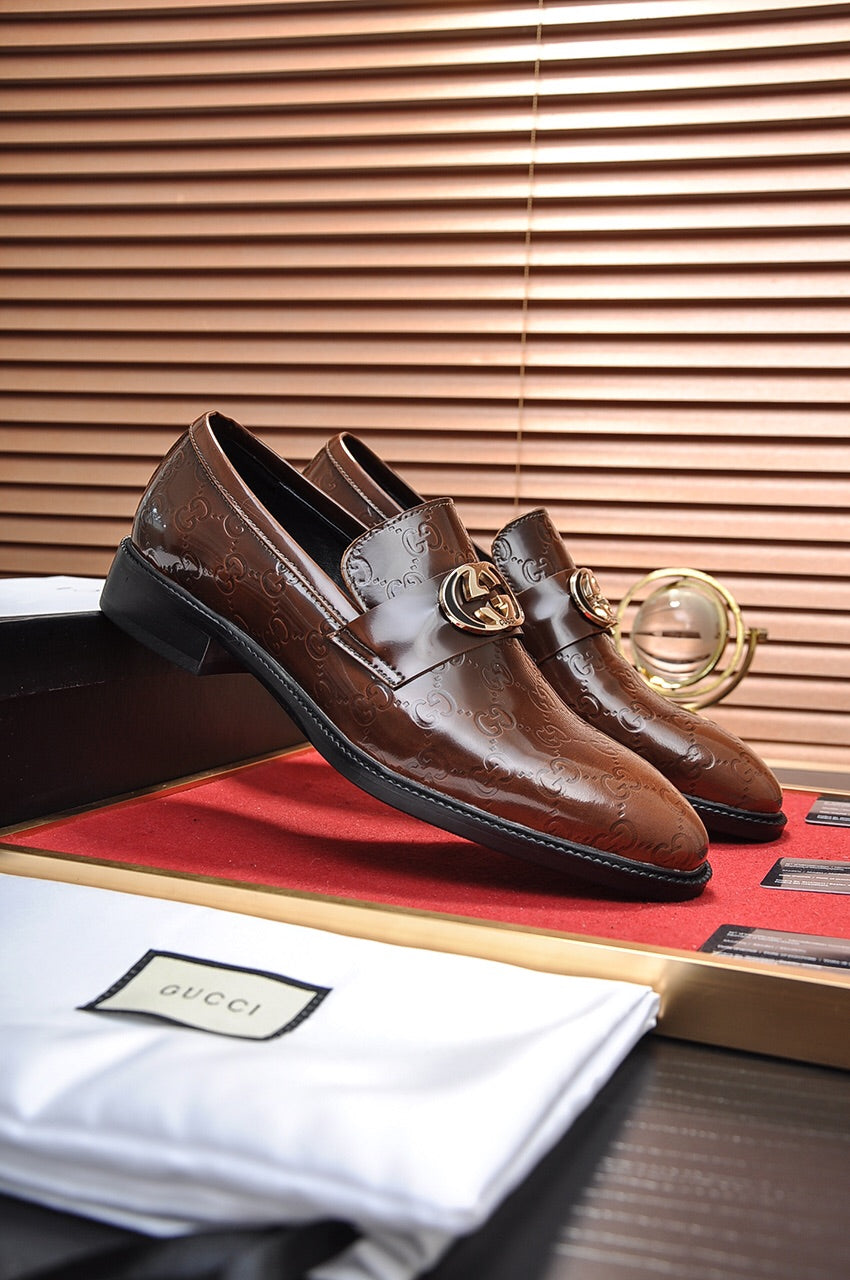 GG Men's Loafer Brown Embossed Cowhide 484786