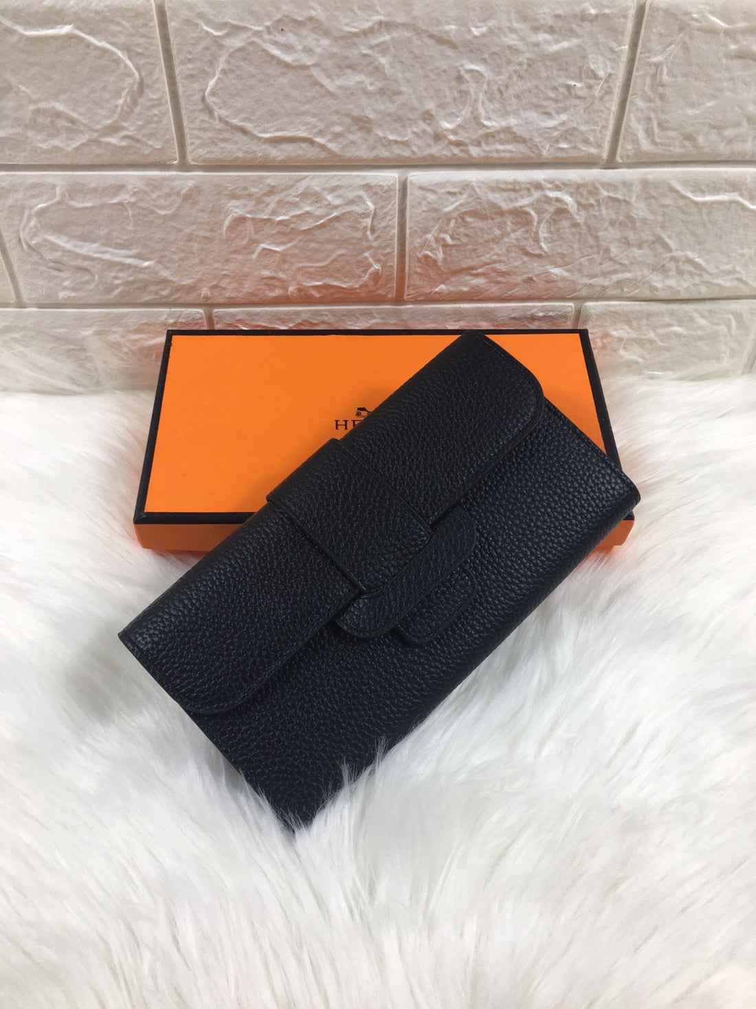 HM SNAP LOCK WALLET 19.5 BLACK GRAINED CALFSKIN