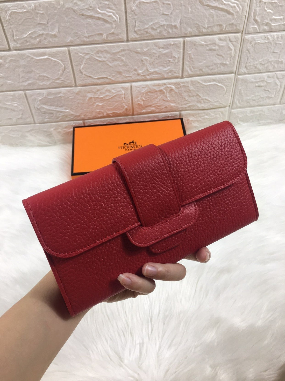 HM SNAP LOCK WALLET 19.5 RED GRAINED CALFSKIN