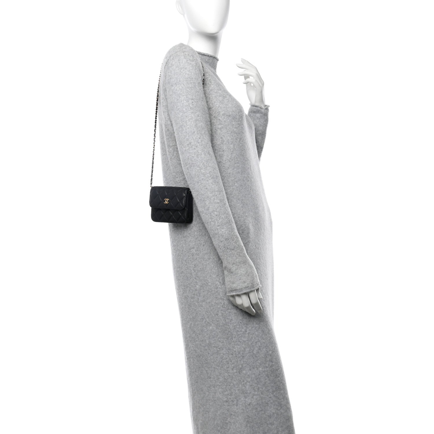 Lambskin Quilted Pearl Crush Clutch With Chain Black