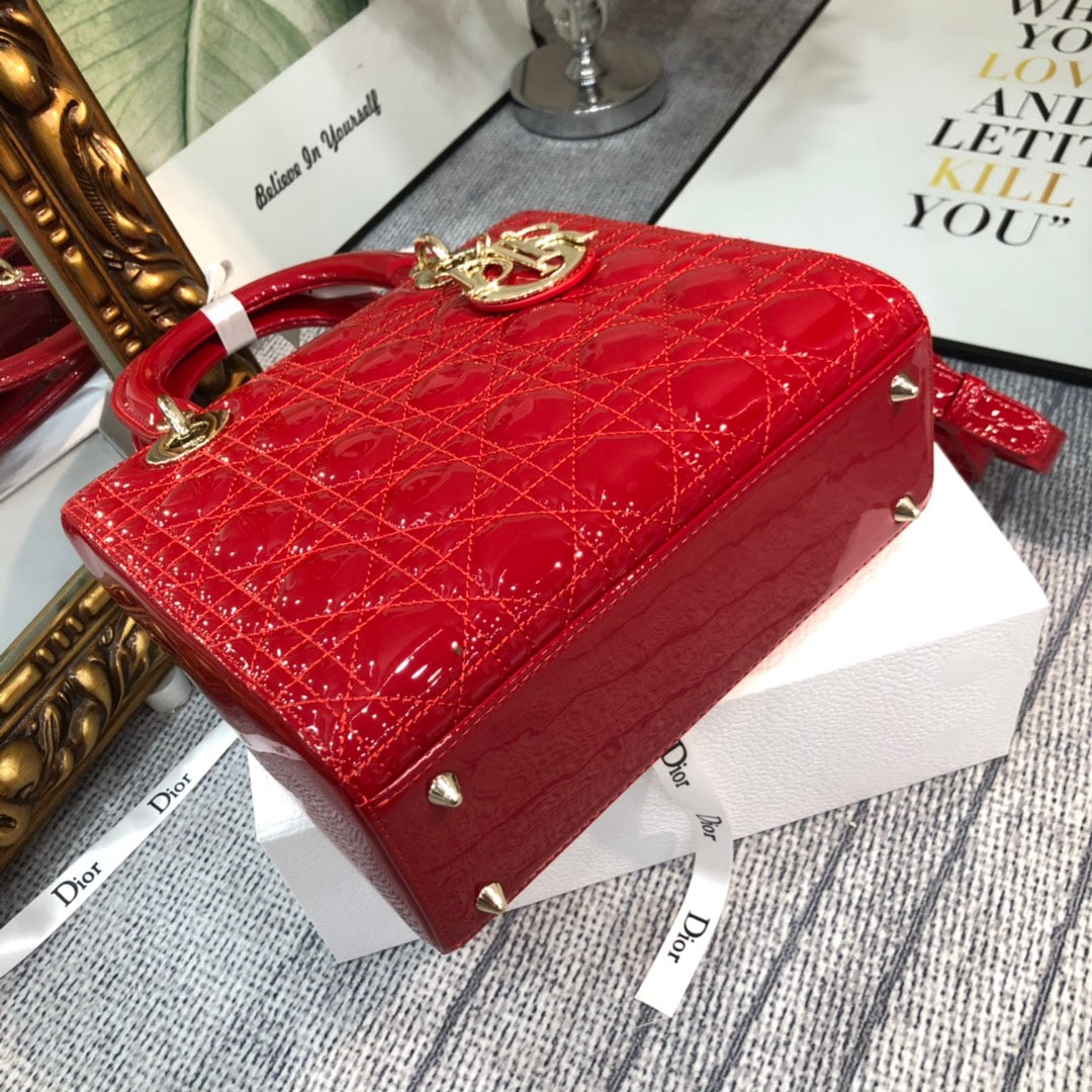 medium lady 24 red patent calfskin