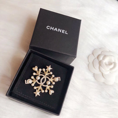 CC Brooch 157230