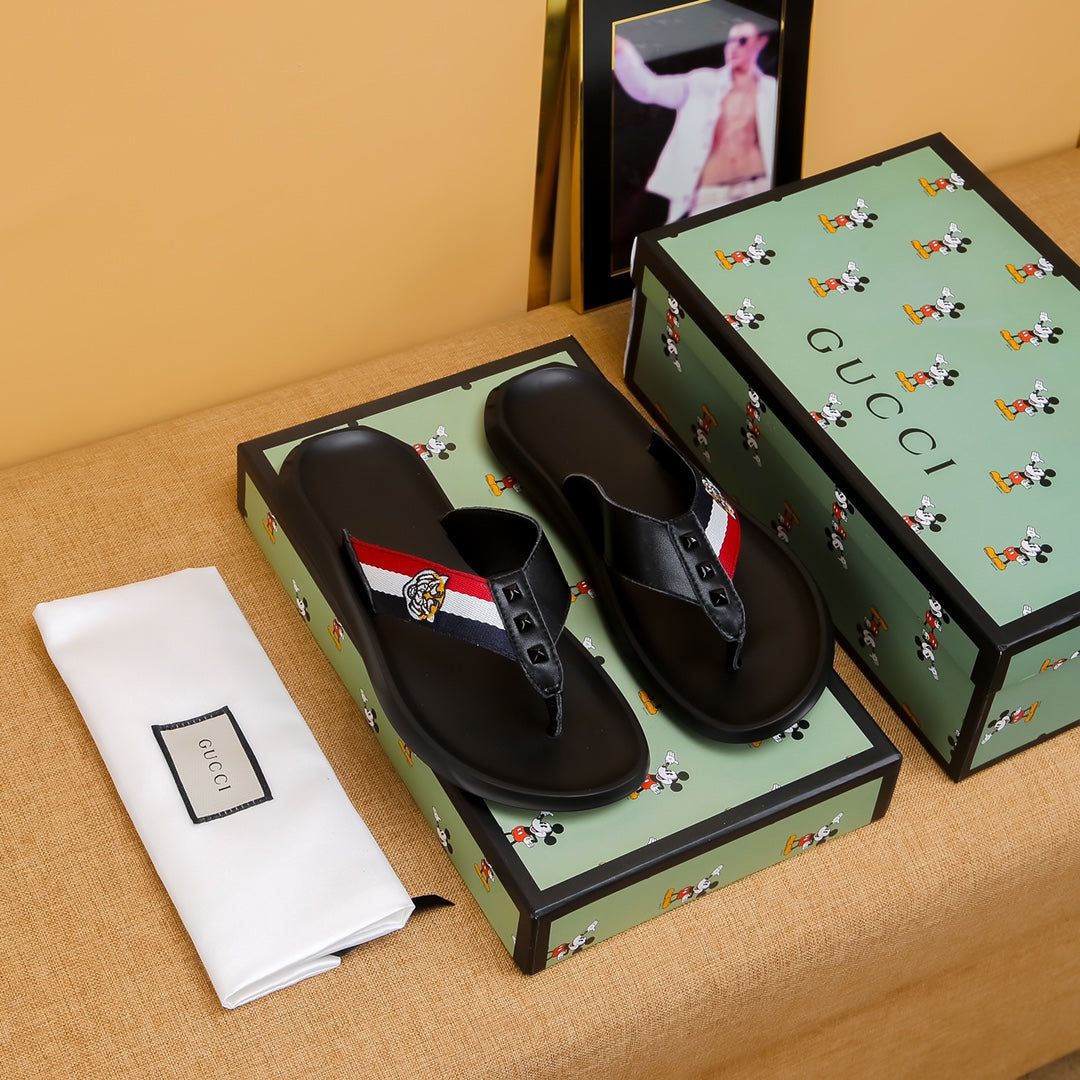 GG Men's Thong Sandals Black Cowhide 587228