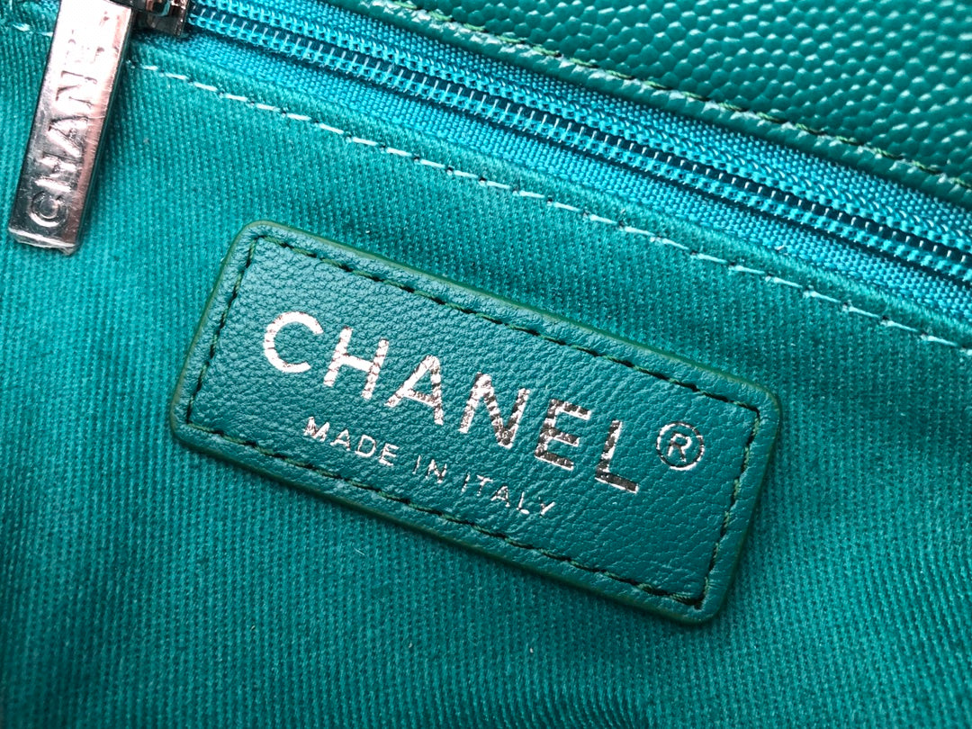 CC Coco Hanle Mini 19cm Emerald Green Grained Calfskin Gold Hardware