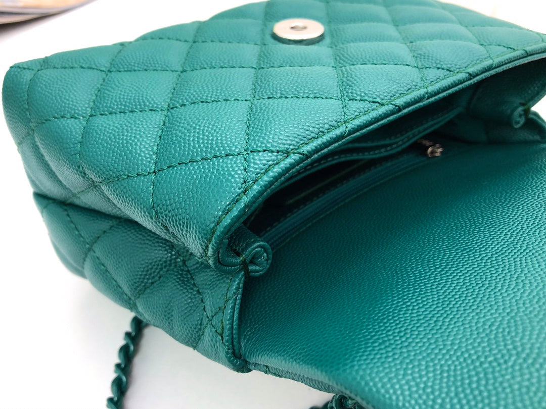 CC Coco Hanle Mini 19cm Emerald Green Grained Calfskin Gold Hardware