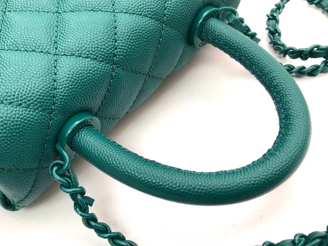 CC Coco Hanle Mini 19cm Emerald Green Grained Calfskin Gold Hardware