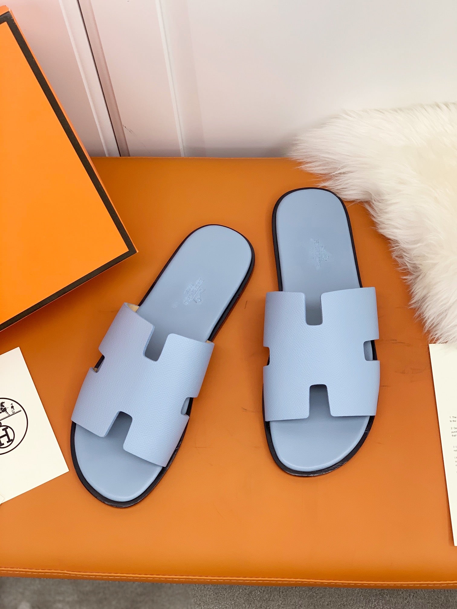 HM IZMIR SANDAL CLOUD BLUE CALFSKIN