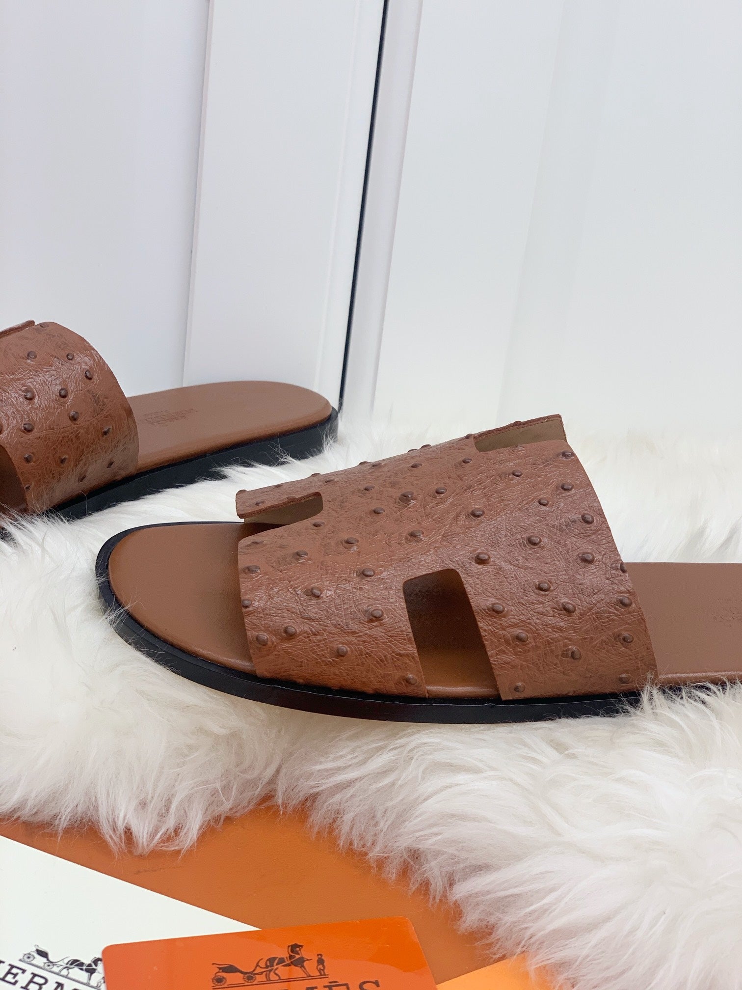 HM IZMIR SANDAL GOLD OSTRICH EMBOSSED CALFSKIN