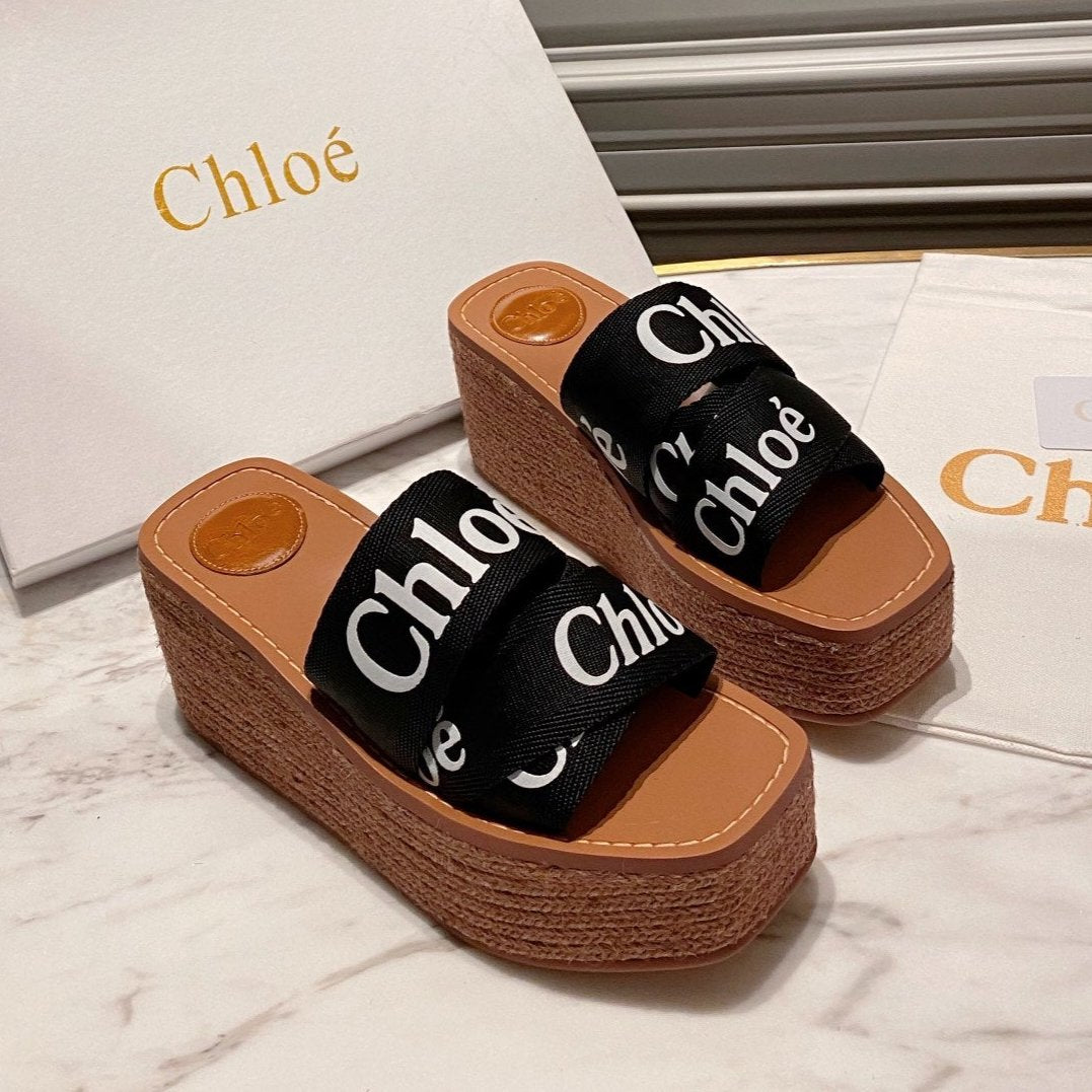 CHLOE WOODY WEDGE IN BLACK DENIM WITH WHITE LOGO